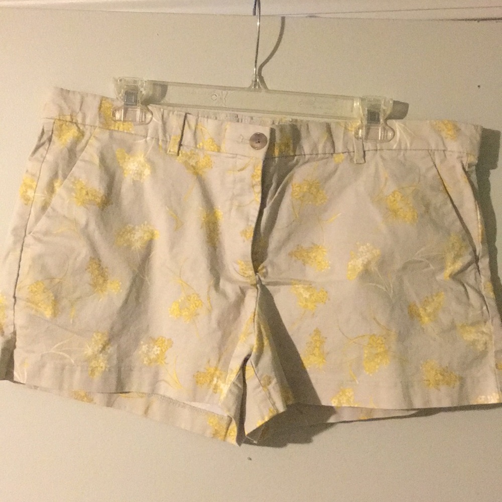 Gap khaki shorts with yellow flowers